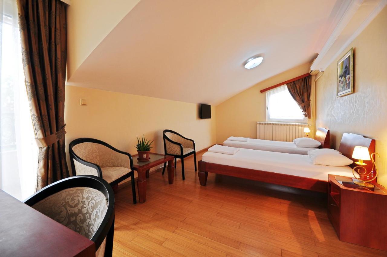 Sunny Hill Apartments & Aqua Park Vrnjačka Banja Extérieur photo