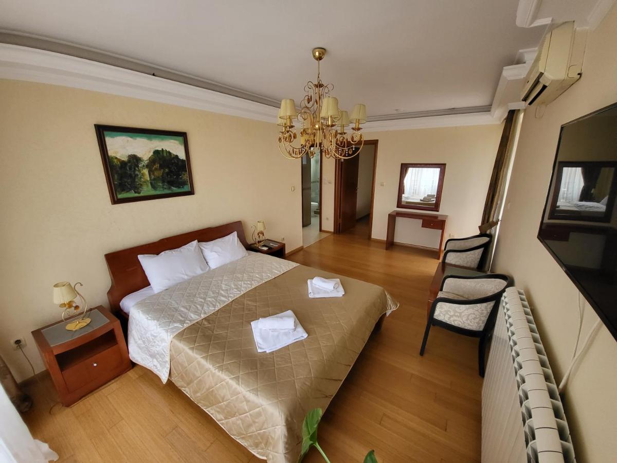 Sunny Hill Apartments & Aqua Park Vrnjačka Banja Extérieur photo