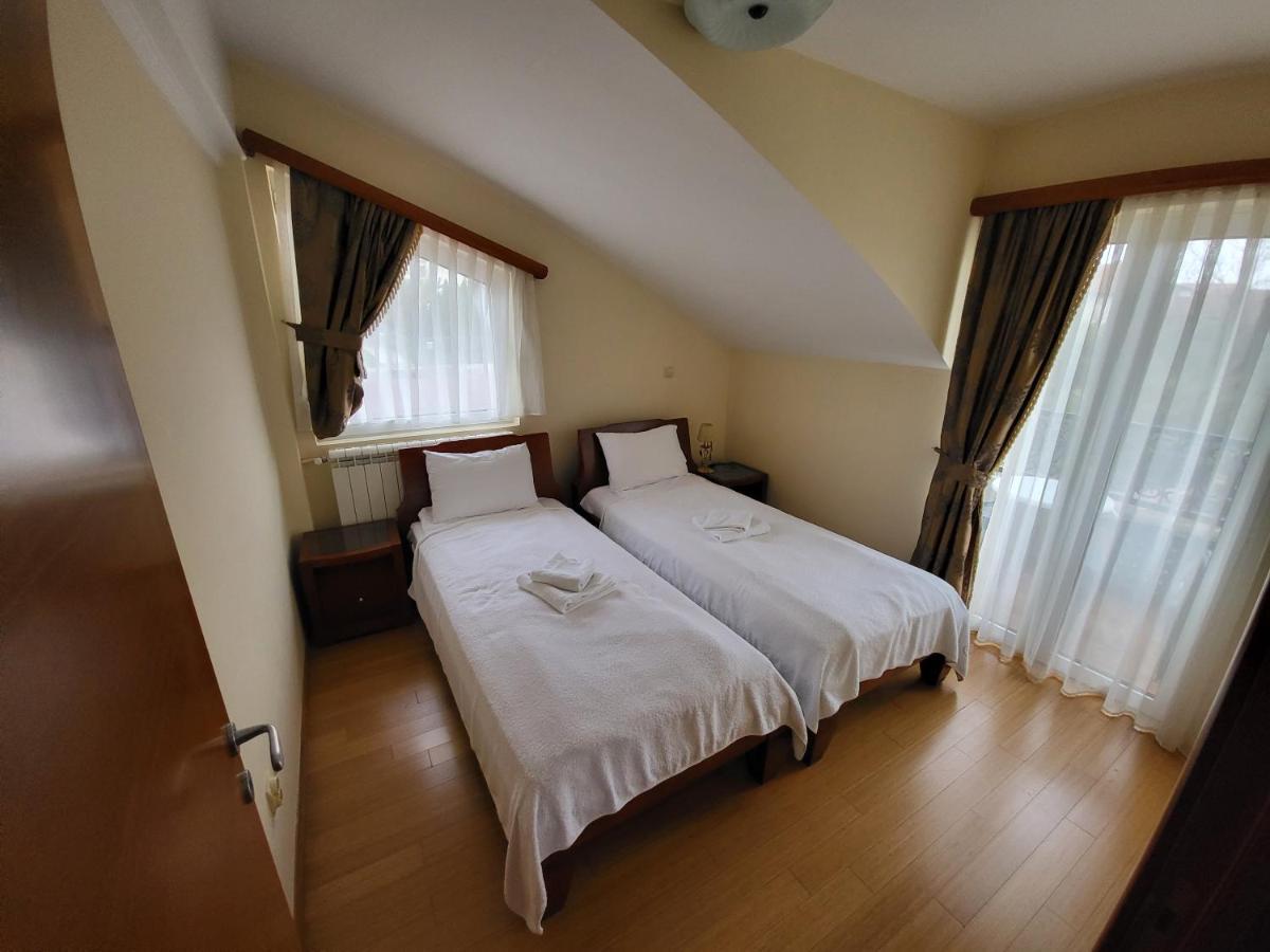 Sunny Hill Apartments & Aqua Park Vrnjačka Banja Extérieur photo