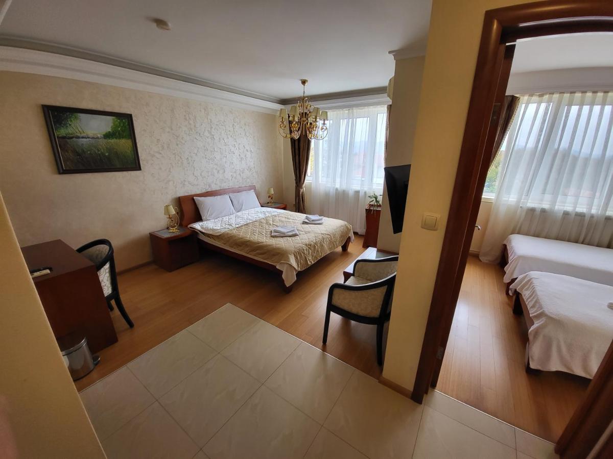 Sunny Hill Apartments & Aqua Park Vrnjačka Banja Extérieur photo