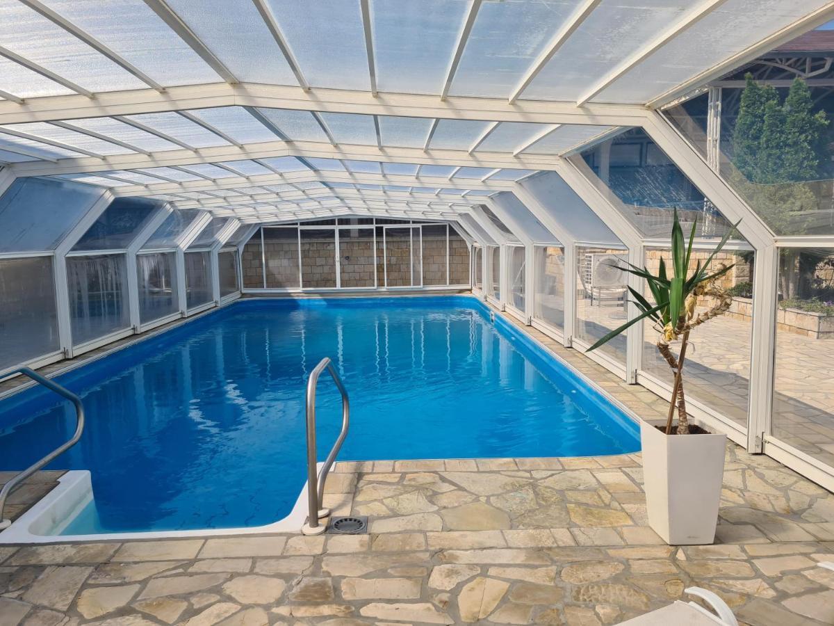 Sunny Hill Apartments & Aqua Park Vrnjačka Banja Extérieur photo