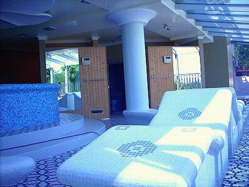 Sunny Hill Apartments & Aqua Park Vrnjačka Banja Extérieur photo