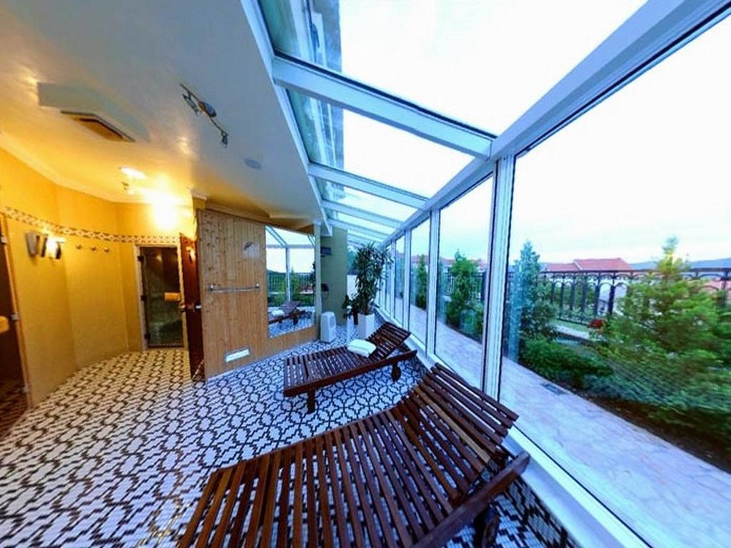 Sunny Hill Apartments & Aqua Park Vrnjačka Banja Extérieur photo